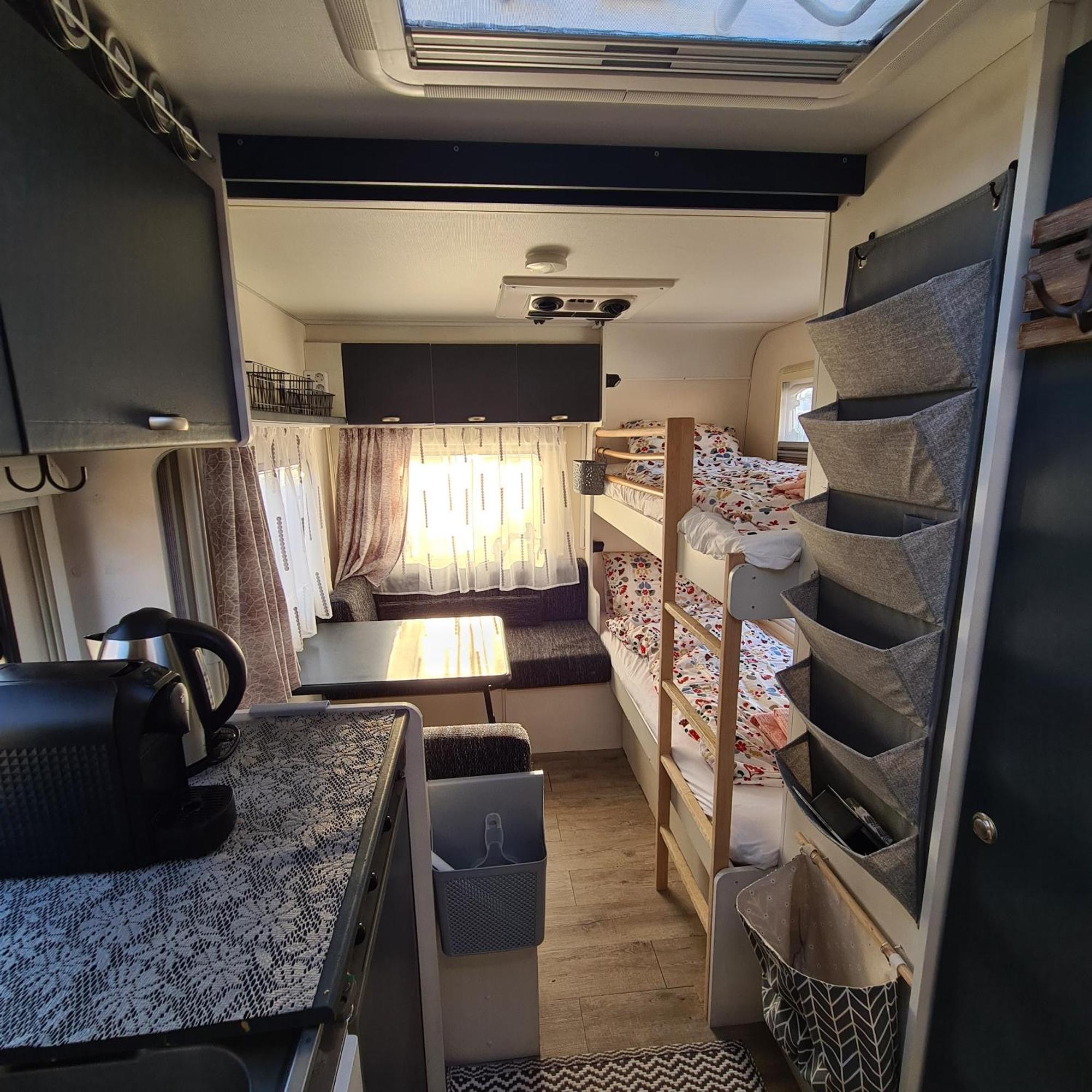 Louise'S Camper Hotel Neusiedl an der Zaya Exterior photo